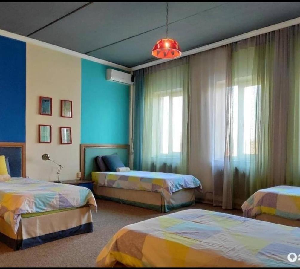 Hotel Strelets Bishkek Esterno foto