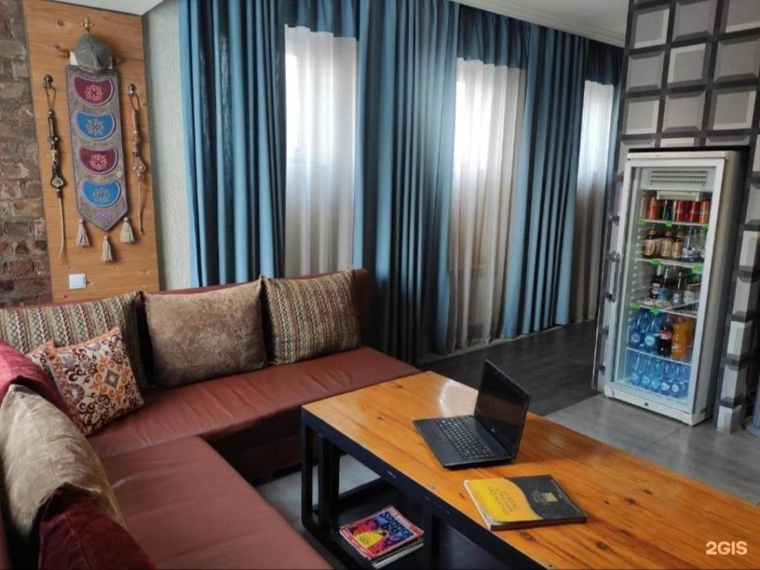 Hotel Strelets Bishkek Esterno foto